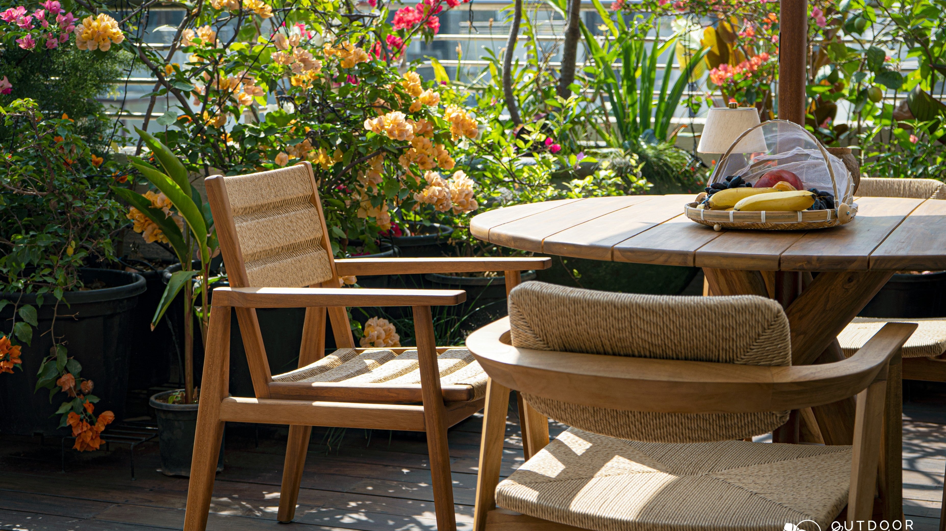 Timeless Furniture Set Designed for Modern Lifestyles