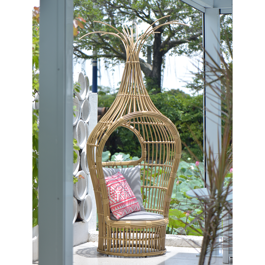 Outdoor Lounge Chair