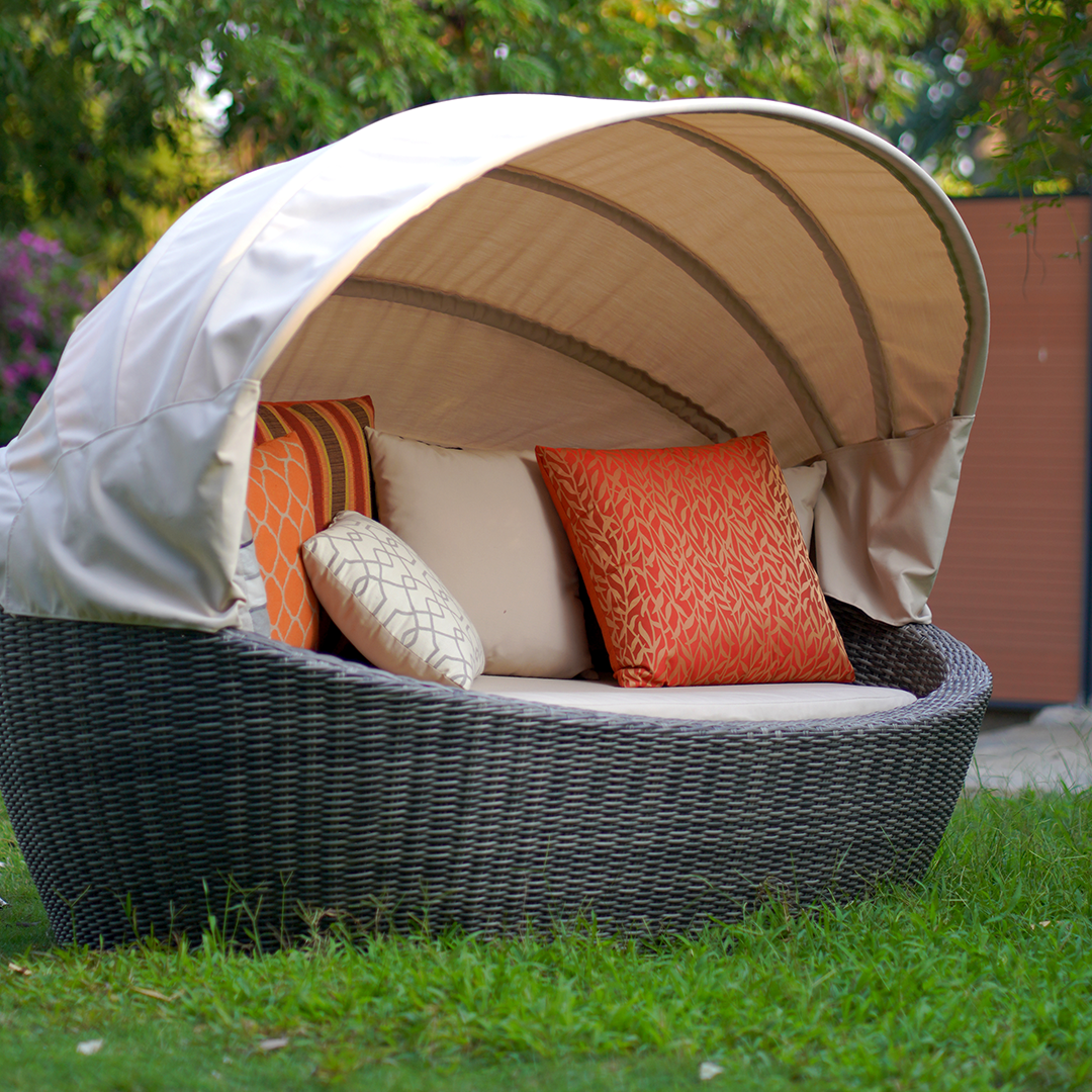 Outdoor Daybed