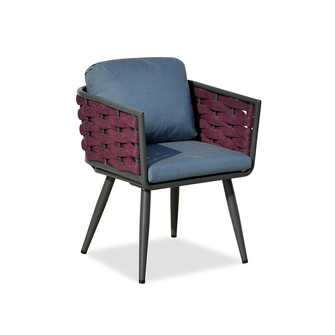 Outdoor Lounge Chair