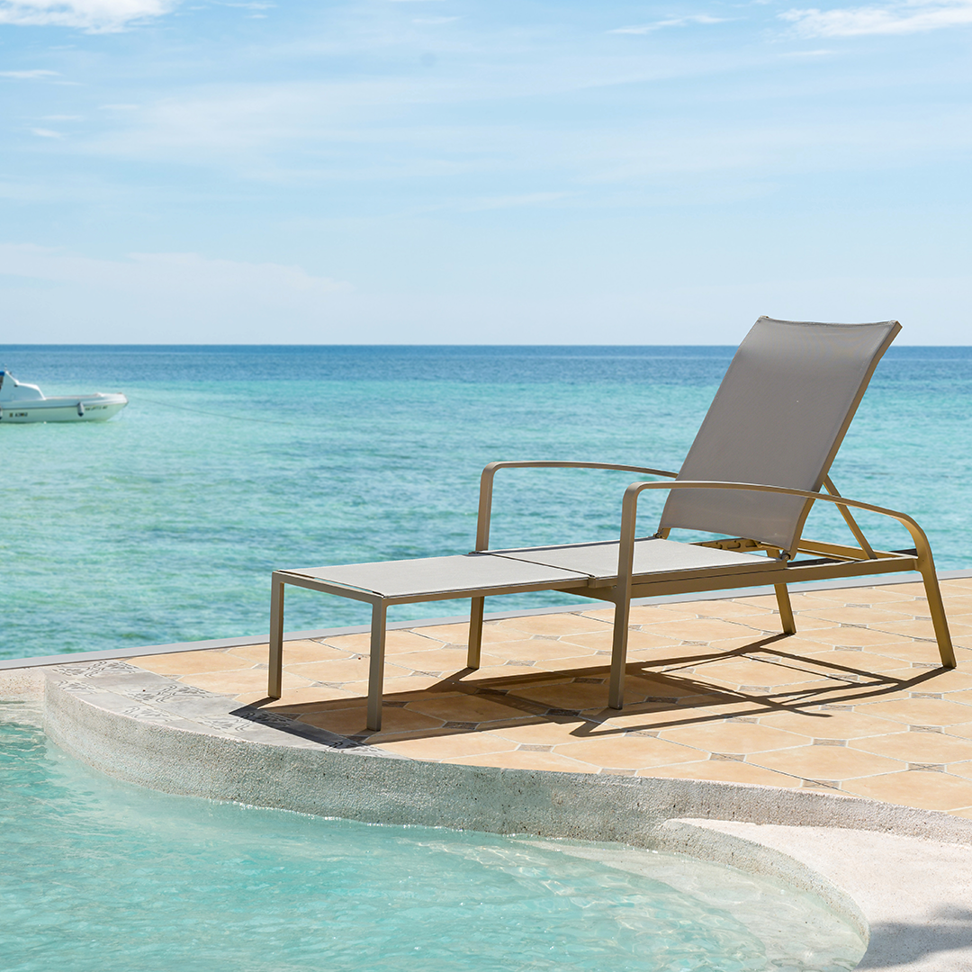 Outdoor Pool Lounger