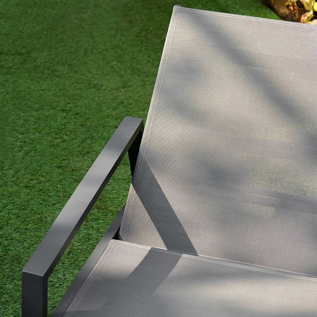 Outdoor Chaise Lounge 